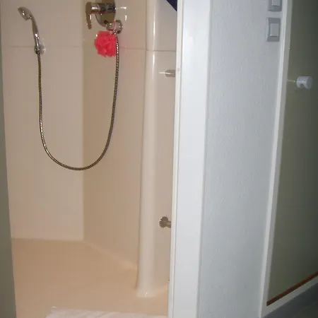 Cite De L'espace Hurel Hotel 2*