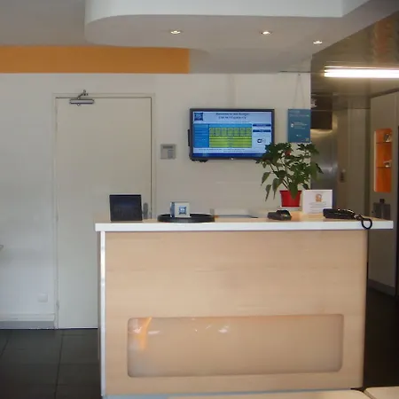 Cite De L'espace Hurel Hotel 2*