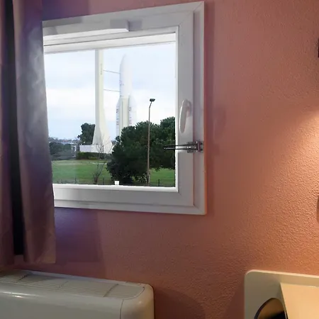 Cite De L'espace Hurel 2* Toulouse