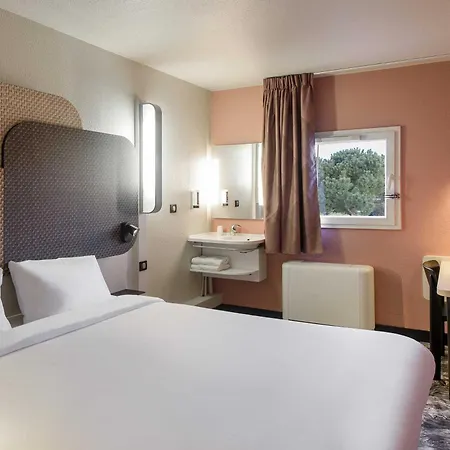 Hotel Cite De L'espace Hurel