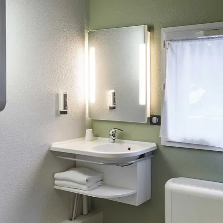 Cite De L'espace Hurel Hotel 2*