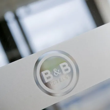 Hotel Cite De L'espace Hurel