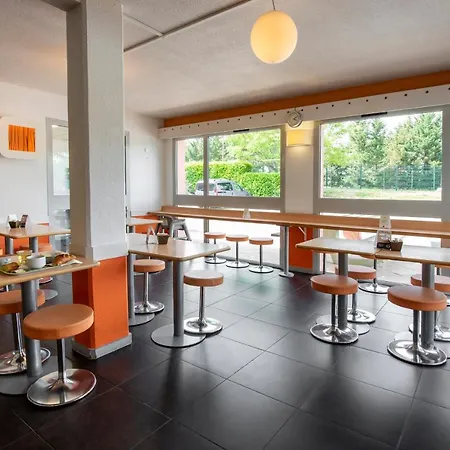 Cite De L'espace Hurel Hotel