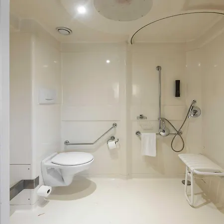 Cite De L'espace Hurel Hotel 2*