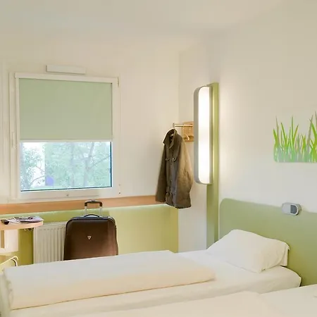 Cite De L'espace Hurel 2* Toulouse