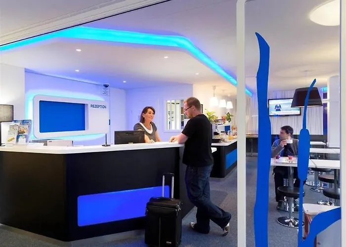 Cite De L'espace Hurel 2* Toulouse