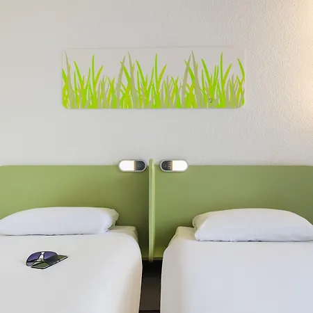 Cite De L'espace Hurel 2* Toulouse