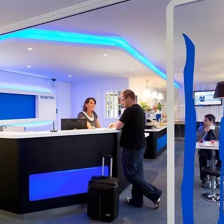 Cite De L'espace Hurel 2* Toulouse