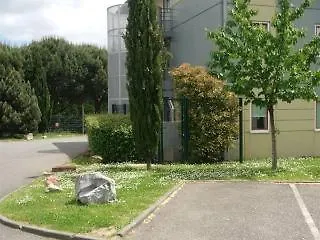 Cite De L'espace Hurel Отель 2*